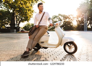 123 Man Riding Motorcycle Formal Images, Stock Photos & Vectors ...