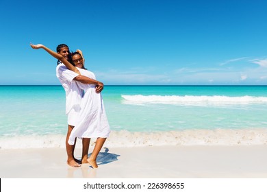 588 Tropical Beach African American Couples Images, Stock Photos ...