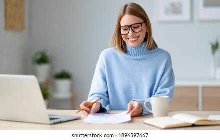 1,208 Happy Employee While Learning Images, Stock Photos & Vectors ...