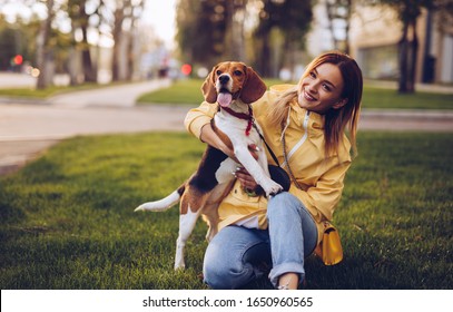 935 Kneeling hugging Images, Stock Photos & Vectors | Shutterstock