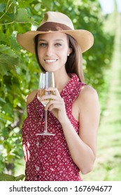 1,465 Women Drinking Prosecco Images, Stock Photos & Vectors | Shutterstock