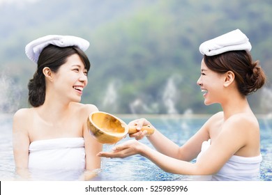 入浴女性日本图片 库存照片和矢量图 Shutterstock