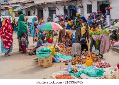 HARAR, ETHIOPIA - APRIL 8, 2019: Street market in the Old town of Harar, Ethiopia