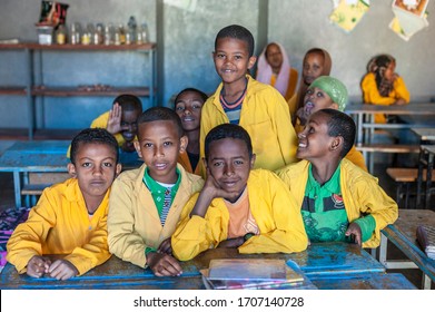 HARAR - ETHIOPIA - DECEMBER 25, 2012: Unidentified young muslim boys in Primary school in Harar, Ethiopia, Africa