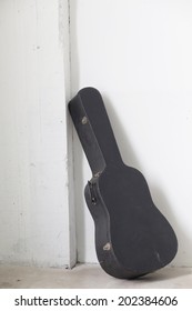 Hard Case For Old Guitar