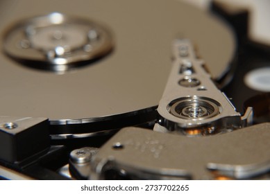Hard disk drive head open