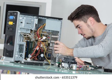 Hardware Computer Technician