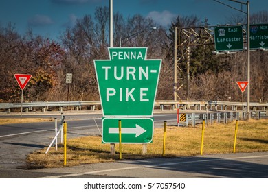 Harrisburg, PA - January 1, 2017: A Large Keystone Sign At The Pennsylvania Turnpike Entrance.