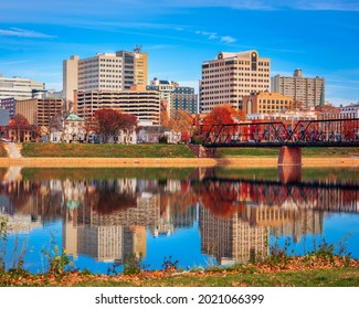 Harrisburg Pennsylvania Usa Skyline On Susquehanna Stock Photo (Edit ...