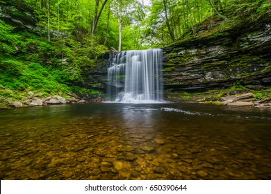 8 Harrison wright falls Images, Stock Photos & Vectors | Shutterstock