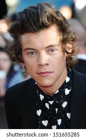 Premiere world of Styles Harry is the at Us" "This Harry Styles
