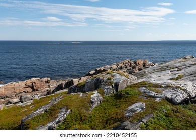 Harsh Nature On The Islands Of The White Sea: Tundra Vegetation, Broken Rocks, The Sea To The Horizon