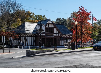 Hartsdale, NY, USA -  October 30, 2018: View Of The Train Station Of Hartsdale. Hartsdale Is Part Of The Town Of Greenburgh, Westchester County, New York, United States