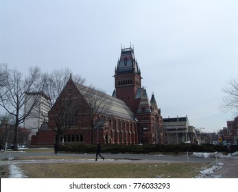 Harvard, USA - Feb 14, 2008 : Harvard University Campus In Winter Tim