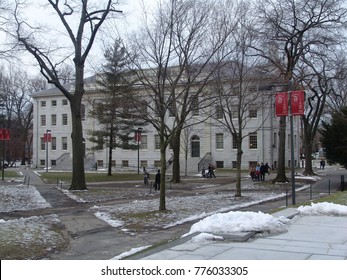 Harvard, USA - Feb 14, 2008 : Harvard University Campus In Winter Tim