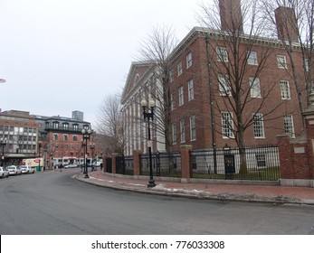 Harvard, USA - Feb 14, 2008 : Harvard University Campus In Winter Tim