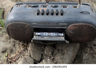 Haryana, India, January, 03, 2017 : Old Vintage Cassette Radio Outdoors In Agricultural Field. 