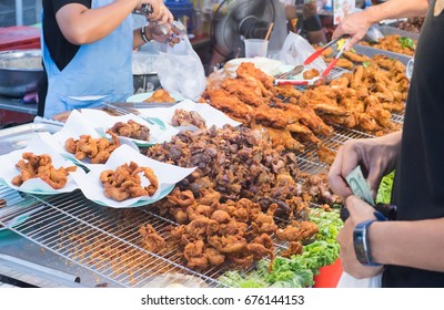 138 Hat yai fried chicken Images, Stock Photos & Vectors | Shutterstock