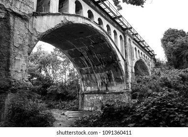 Haunted Bridge In Avon Indiana