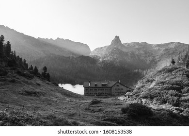 Imagenes Fotos De Stock Y Vectores Sobre Bayern Haus Shutterstock