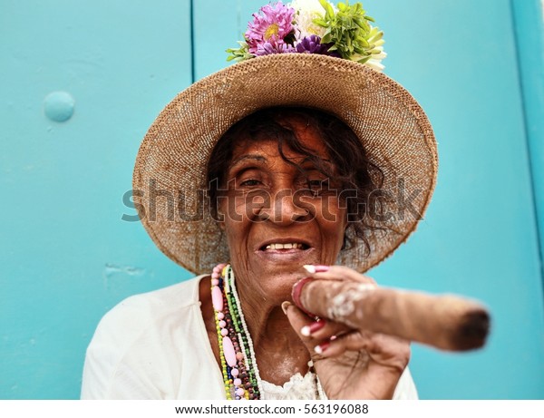 Havana Cuba 06032015 Old Cuban Woman Stock Photo 563196088 | Shutterstock