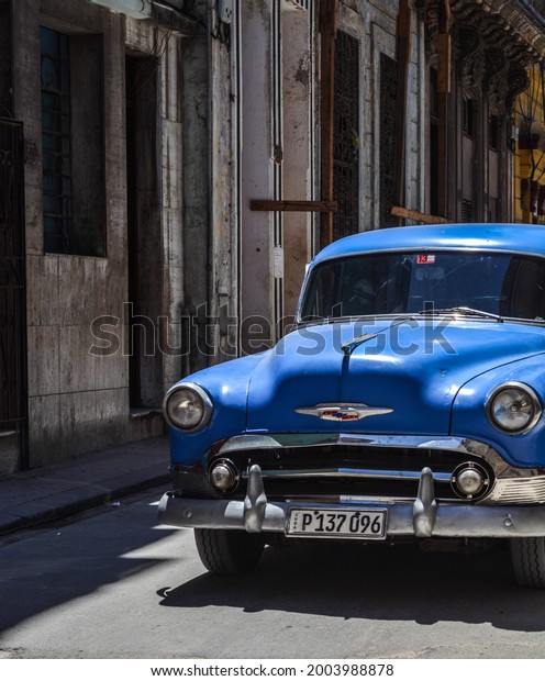 Havana. Cuba, 16.01.2017m Cuban cars: a living classic\
car museum in Cuba. 