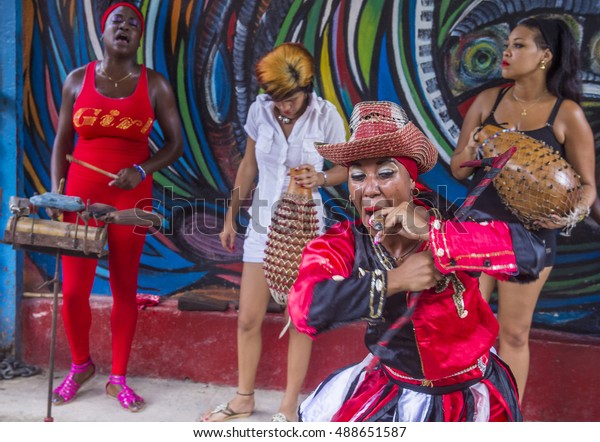 Havana Cuba July 18 Rumba Dancers Stock Photo Edit Now 488651587