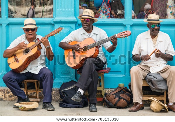 Afgørelse knap Bliv oppe Havana Cuba March 24 2017 Elderly Stock-foto (rediger nu) 783135310