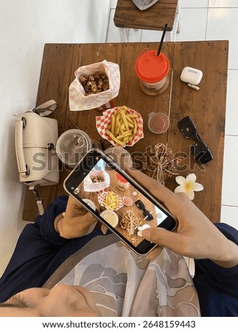 having snack in the caffee
