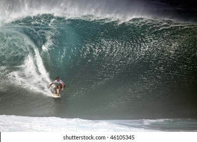 HAWAII - JANUARY 28: Reef Macentosh Competes In The Volcom Pipeline Pro Jan. 28, 2010 In Pipeline, Hawaii.