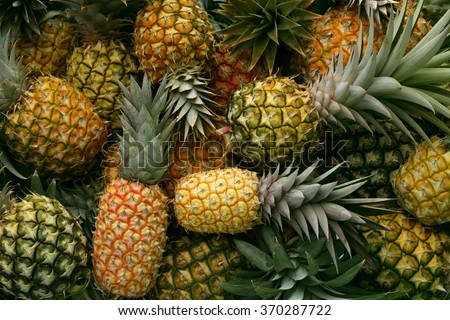   Hawaiian pineapples background