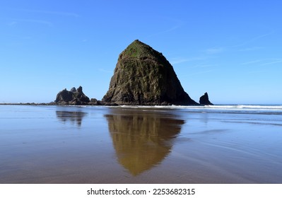 Haystack Rock at Cannon Beach