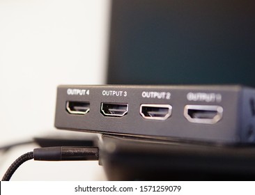 HDMI Output Port(selective Focus),Choosing The Right Solution Concept, HDMI Splitter.