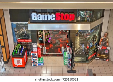 Vermoorden Vermelding Schandalig Video game store Images, Stock Photos & Vectors | Shutterstock