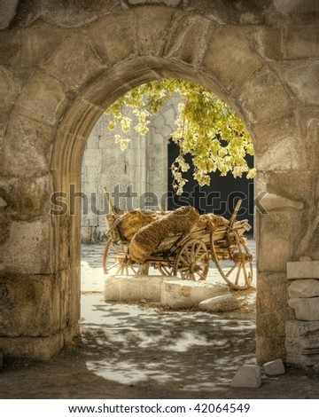 HDR images of a gateway