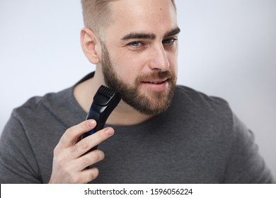 18,608 Beard trimmer Images, Stock Photos & Vectors | Shutterstock