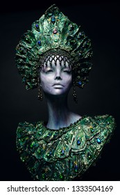 Head Woman Mannequin Green Decorated Headwear Stock Photo 1333504169