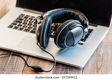 headphones on the laptop
