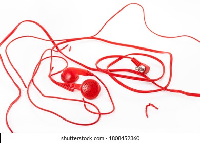 112 Old torn headphones Images, Stock Photos & Vectors | Shutterstock