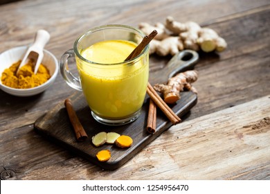 Healing Turmeric Latte With Cinnamon