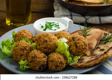 Health Crunchy Falafel With Mint And Garlic Dip, Naan Bread With Cumin And Herbs