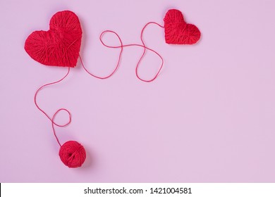 赤い糸 ハート の写真素材 画像 写真 Shutterstock