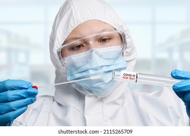 Healthcare , Medical Has A PCR Test Coronavirus COVID-19, Collection Process Nasal Samples NP And OP Oral, Viral DNA Diagnostic Procedure RT-PCR , Hand