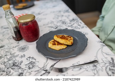 Healthy Banana Pancakes For Breakfast