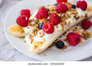 Healthy Breakfast Banana Split 