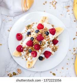 Healthy Breakfast Banana Split 