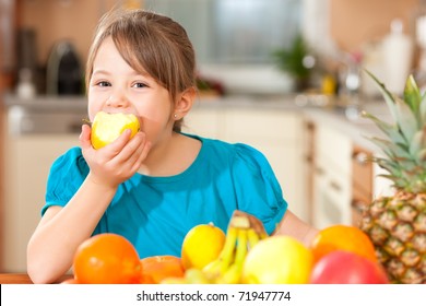 334,297 Child healthy eating Images, Stock Photos & Vectors | Shutterstock