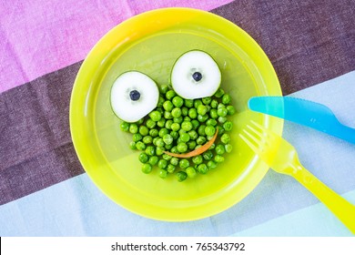 Healthy and fun food for kids,smiley frog