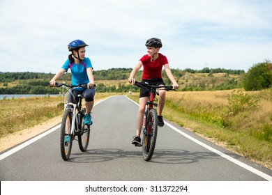 20,637 Bike teen Images, Stock Photos & Vectors | Shutterstock