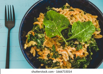 Healthy Plant-based Food Recipes, Creamy Kale Pasta With Vegan Cheese Sauce